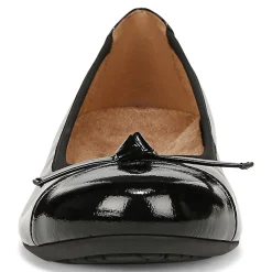 Store Amorie Flat Women Flats & Loafers