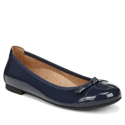 Store Amorie Flat Women Flats & Loafers